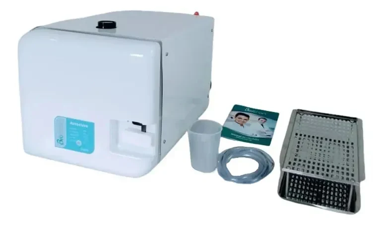 Autoclave Cristófoli 21L CD Dermatologia + monitorização 127/220V